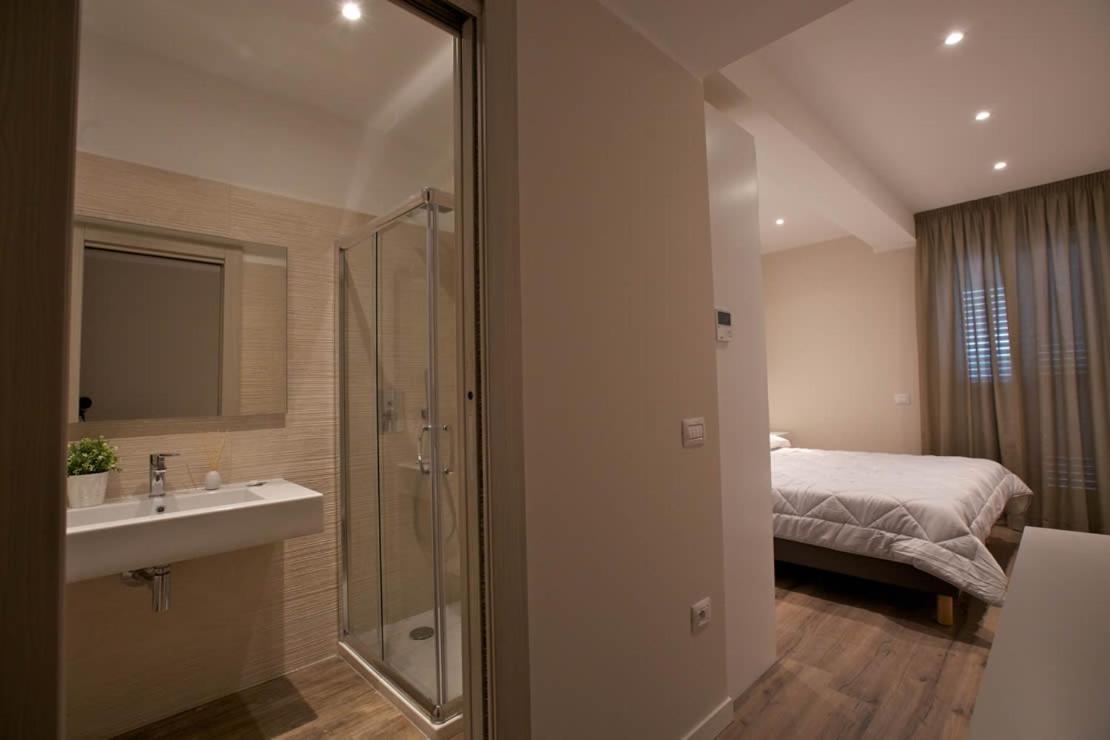 Onorati Hotel Priverno Экстерьер фото