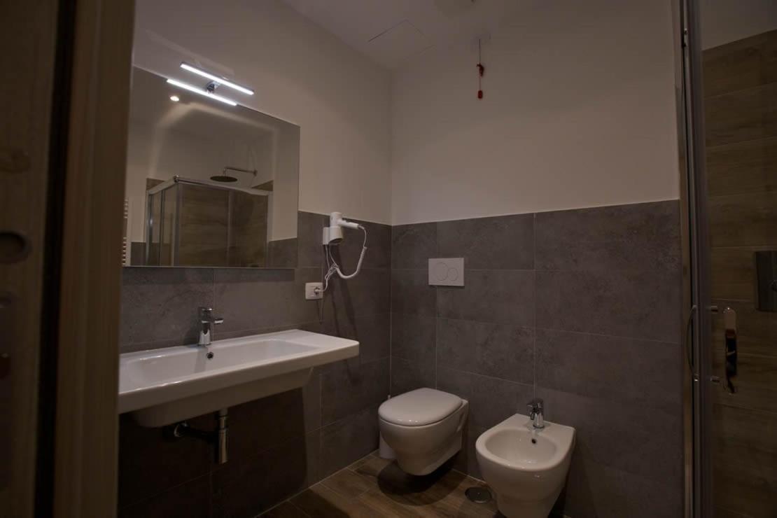 Onorati Hotel Priverno Экстерьер фото